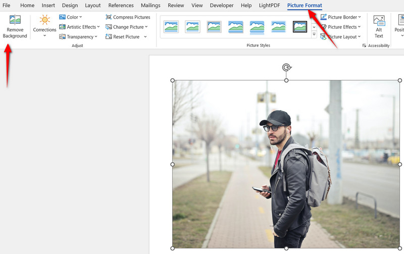 Cara Menghapus Latar Belakang Gambar di Word dengan Mudah